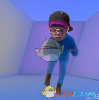 首尔偶遇赵露思逛街